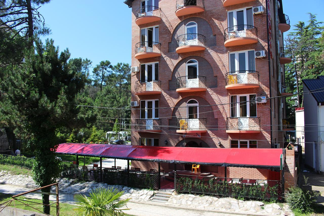 Hotel Evrazia Ureki Exteriör bild