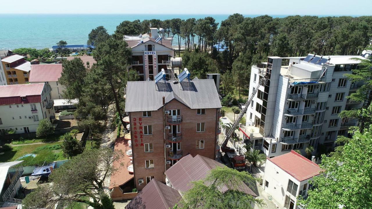 Hotel Evrazia Ureki Exteriör bild